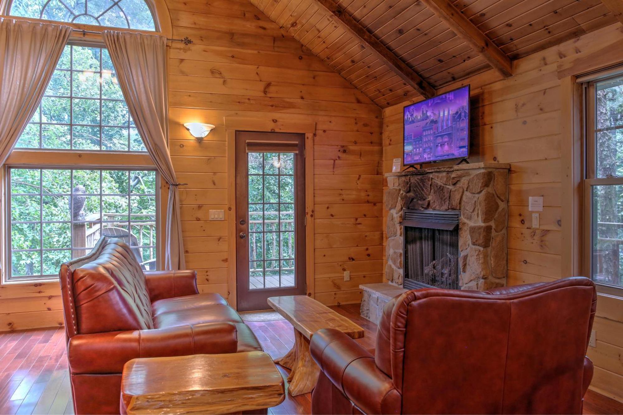 Whispering Pines Treehouse By Amish Country Lodging Millersburg Buitenkant foto