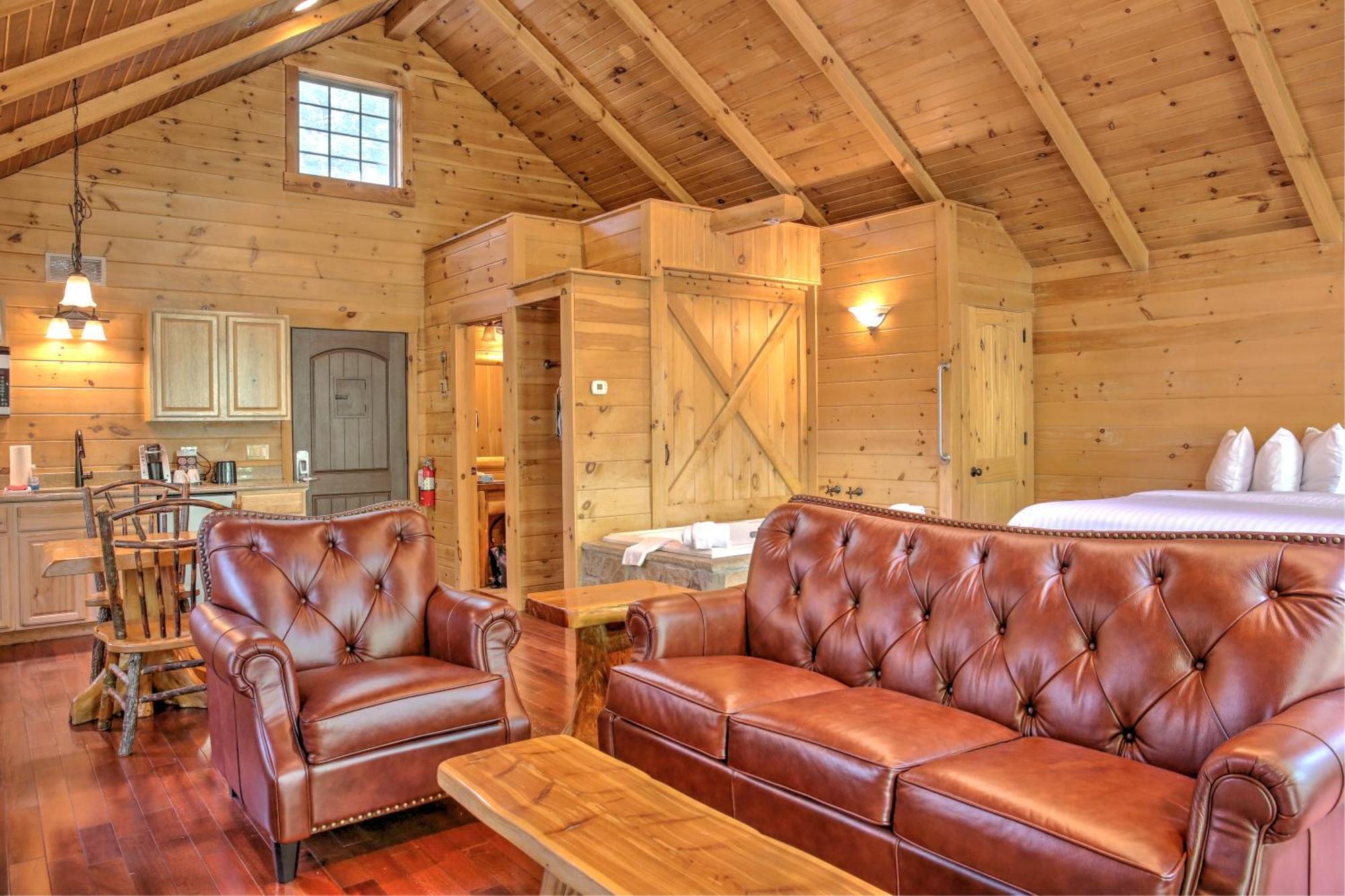 Whispering Pines Treehouse By Amish Country Lodging Millersburg Buitenkant foto